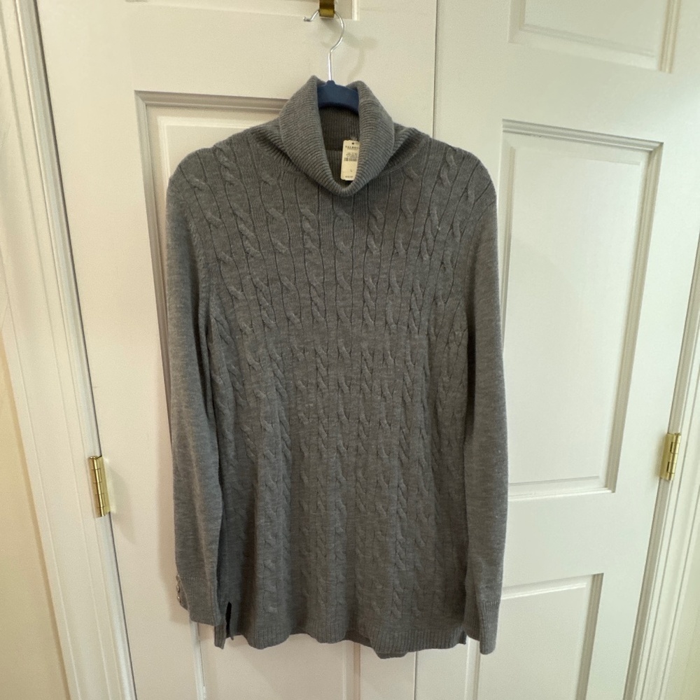 NWT Talbots grey heather cable turtleneck with buttons on sleeves L